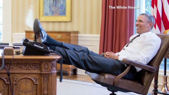 Obama feet on desk