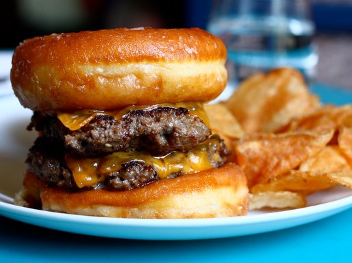 Doughnut burger